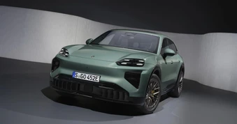 Porsche Cayenne thuần điện chốt giá từ 4,7 tỷ đồng tại Việt Nam
