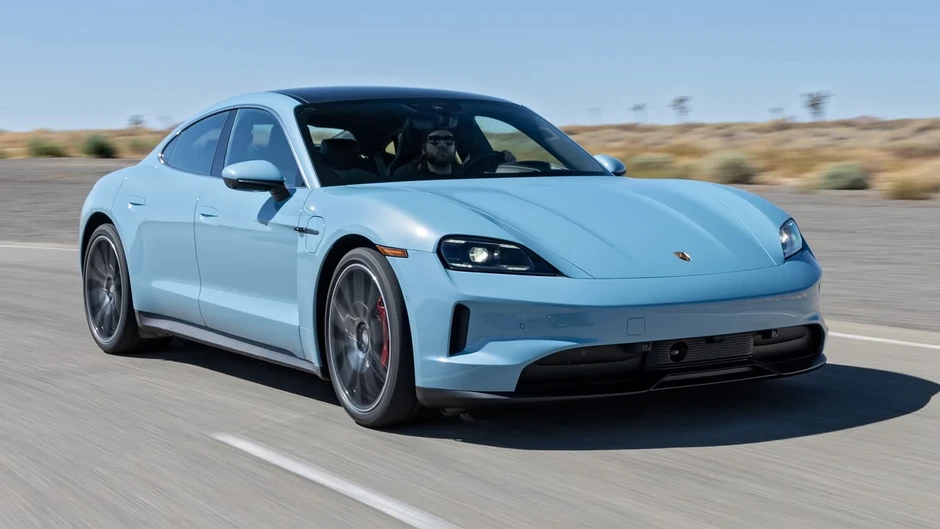 Porsche lên tiếng về tương lai của dòng xe điện đầu tiên Porsche lên tiếng về tương lai của dòng xe điện đầu tiên