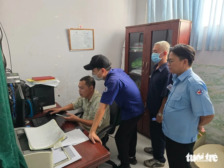 Quá tải ngày đầu kiểm định khí thải ô tô, Cục Đăng kiểm Việt Nam nói gì? Quá tải ngày đầu kiểm định khí thải ô tô, Cục Đăng kiểm Việt Nam nói gì?