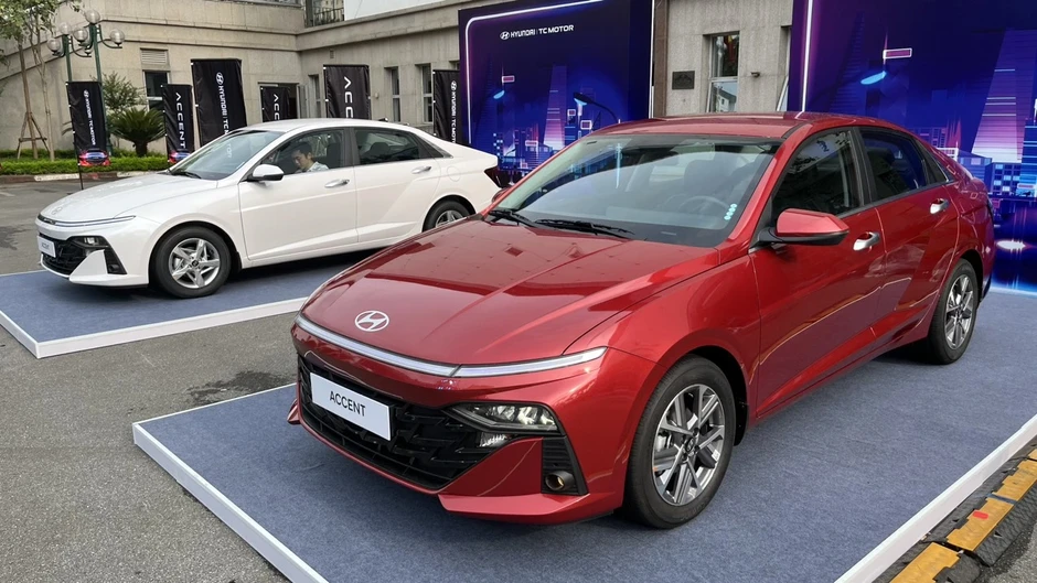 Sedan hạng B đua giảm giá: Hyundai Accent ưu đãi 80 triệu, đấu Toyota Vios, Honda City Sedan hạng B đua giảm giá: Hyundai Accent ưu đãi 80 triệu, đấu Toyota Vios, Honda City