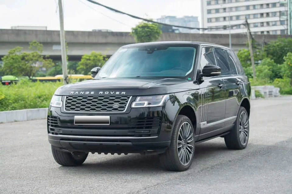 Showroom xe sang rao bán 'cắt lỗ' cả tỷ đồng Showroom xe sang rao bán 'cắt lỗ' cả tỷ đồng