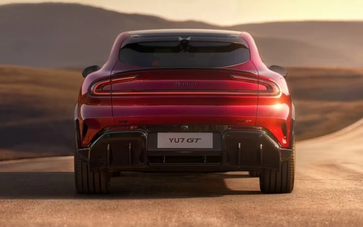 Siêu SUV điện Xiaomi YU7 GT lộ diện với sức mạnh gần 1.000 mã lực