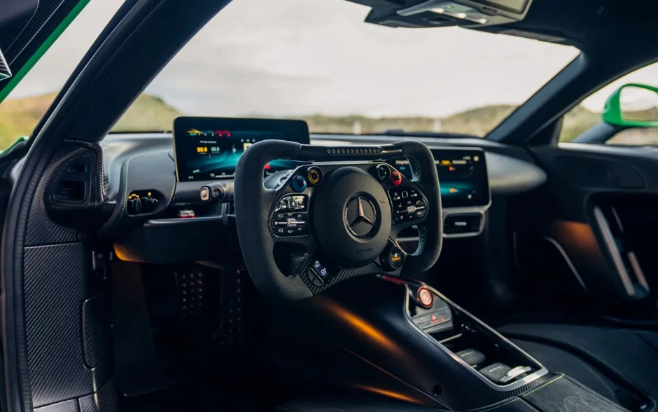 Siêu xe F1 Mercedes-AMG One chạy 185km nhận hóa đơn bảo dưỡng hơn 1,16 tỷ đồng Siêu xe F1 Mercedes-AMG One chạy 185km nhận hóa đơn bảo dưỡng hơn 1,16 tỷ đồng