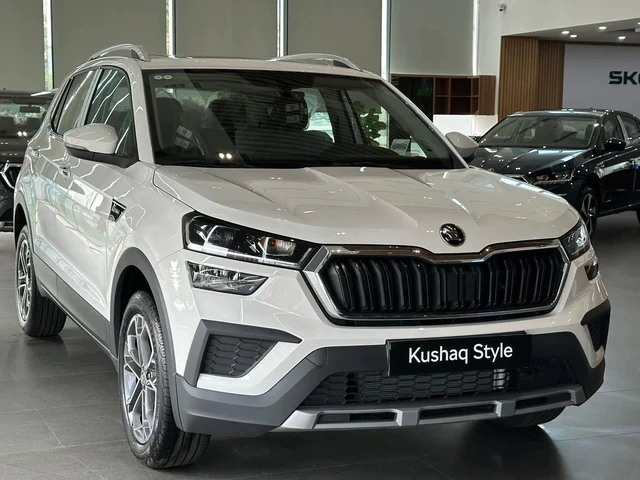 Skoda ưu đãi lớn tháng 10: Bảo hành 8 năm, bảo dưỡng 5 năm mất 0 đồng Skoda ưu đãi lớn tháng 10: Bảo hành 8 năm, bảo dưỡng 5 năm mất 0 đồng