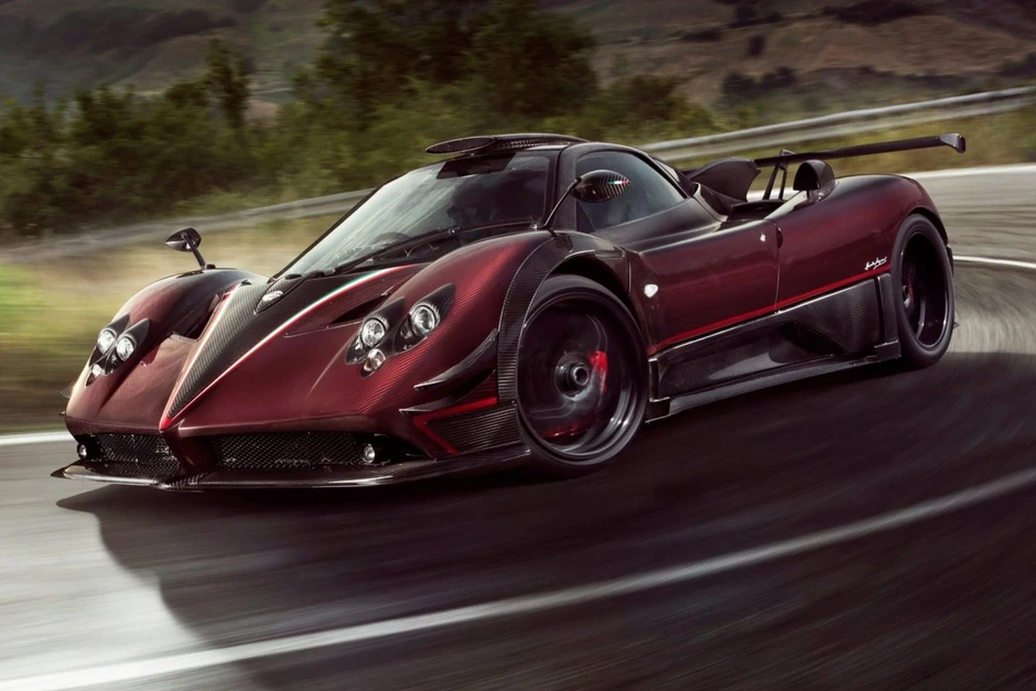 Số bu-lông trên xe Pagani ước tính đắt hơn một chiếc Porsche 911 mới Số bu-lông trên xe Pagani ước tính đắt hơn một chiếc Porsche 911 mới