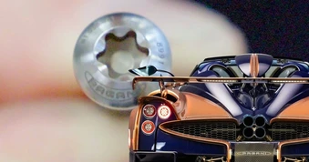 Số bu-lông trên xe Pagani ước tính đắt hơn một chiếc Porsche 911 mới
