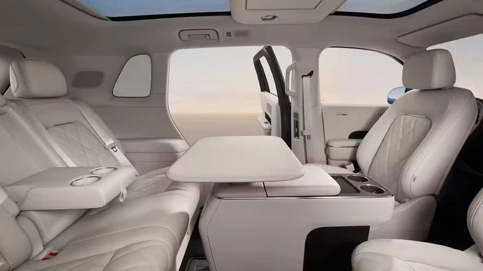 SUV 7 chỗ chạy điện của Xiaomi đi được hơn 1.700 km SUV 7 chỗ chạy điện của Xiaomi đi được hơn 1.700 km