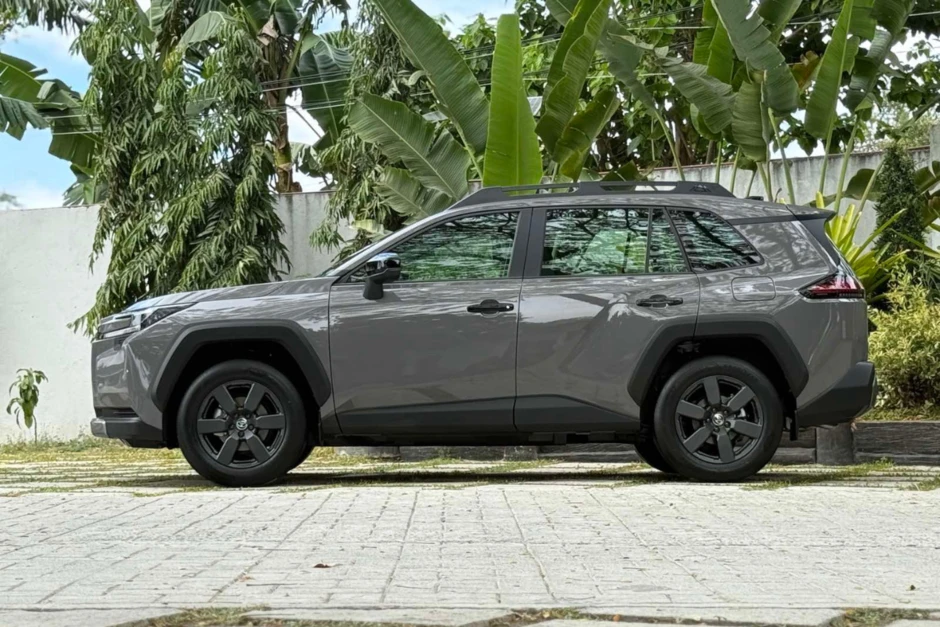 SUV ăn khách nhất của Toyota chốt giá tại Đông Nam Á SUV ăn khách nhất của Toyota chốt giá tại Đông Nam Á