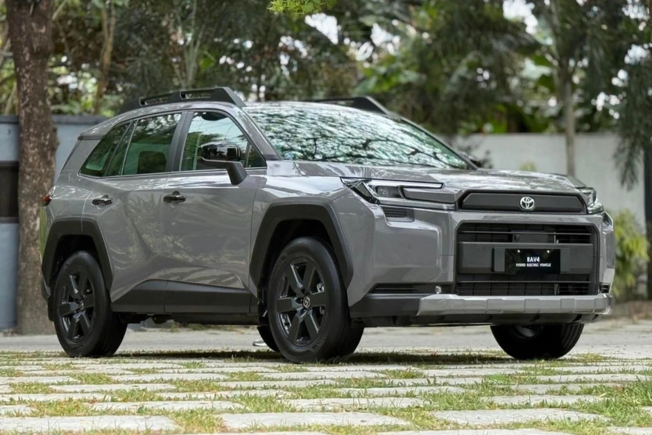 SUV ăn khách nhất của Toyota chốt giá tại Đông Nam Á SUV ăn khách nhất của Toyota chốt giá tại Đông Nam Á