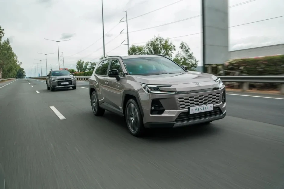 SUV ăn khách nhất của Toyota chốt giá tại Đông Nam Á SUV ăn khách nhất của Toyota chốt giá tại Đông Nam Á