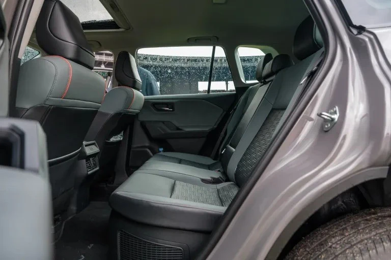 SUV ăn khách nhất của Toyota chốt giá tại Đông Nam Á SUV ăn khách nhất của Toyota chốt giá tại Đông Nam Á