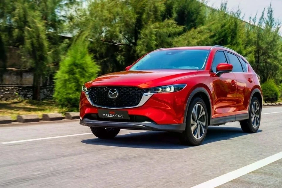 SUV cỡ trung - điểm đến mới của các hãng xe tại Việt Nam SUV cỡ trung - điểm đến mới của các hãng xe tại Việt Nam