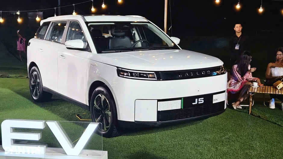 SUV hạng B Jaecoo J5 mở bán tại Việt Nam. SUV hạng B Jaecoo J5 mở bán tại Việt Nam.