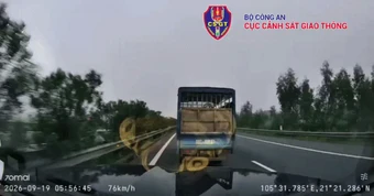 Tài xế bị phạt nặng vì không nhường đường cho xe ưu tiên trên cao tốc