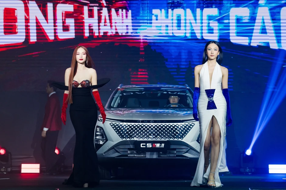 Tận hưởng bữa tiệc thời trang với chủ đề “One Car Two Vibes – Song hành phong cách” tại lễ ra mắt C5 SHS-H Tận hưởng bữa tiệc thời trang với chủ đề “One Car Two Vibes – Song hành phong cách” tại lễ ra mắt C5 SHS-H