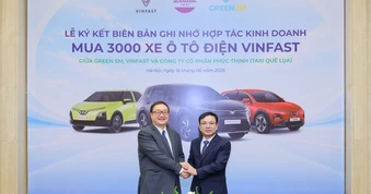 Taxi Quê Lụa đầu tư 2 . 000 Ô tô điện VinFast mở rộng đội xe điện