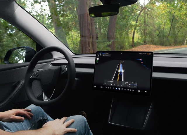 Tesla vào Việt Nam sau khi VinFast đã 'dọn đường' sạch sẽ: Điểm yếu "chí mạng" nằm ở đây? Tesla vào Việt Nam sau khi VinFast đã 'dọn đường' sạch sẽ: Điểm yếu "chí mạng" nằm ở đây?