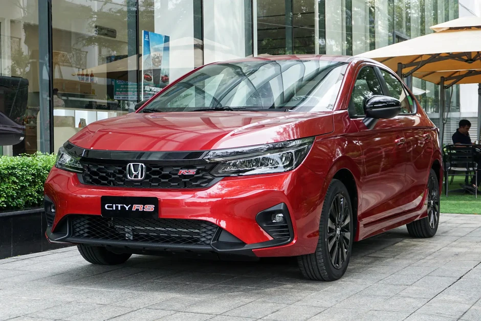 Thị trường ô tô 'nóng' trước tháng Ngâu: Có xe SUV giảm hơn 350 triệu Thị trường ô tô 'nóng' trước tháng Ngâu: Có xe SUV giảm hơn 350 triệu