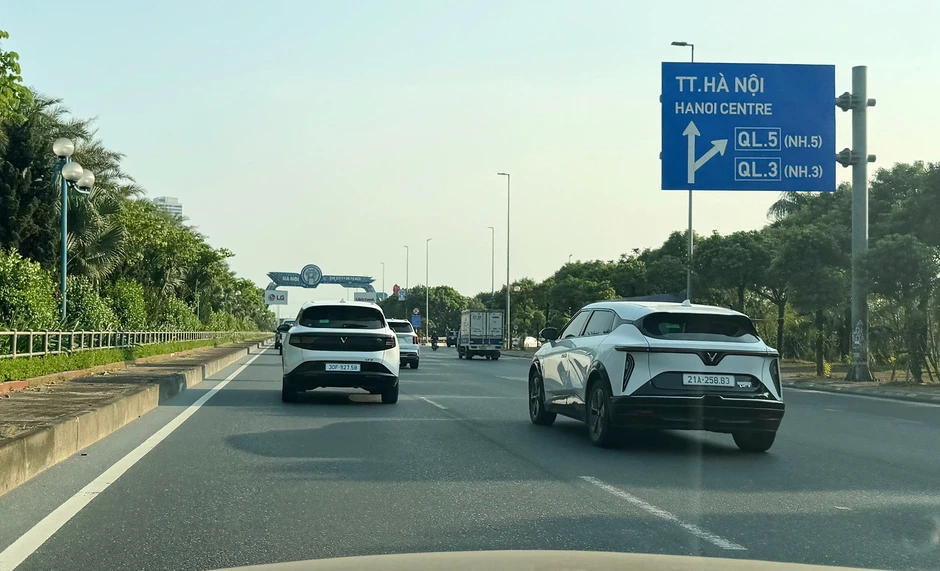 Thị trường ô tô phục hồi mạnh, xe điện hóa tăng tốc Thị trường ô tô phục hồi mạnh, xe điện hóa tăng tốc
