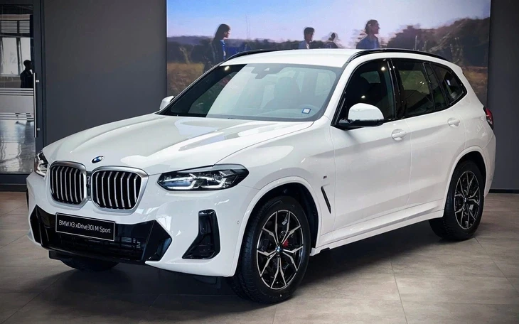 Tin tức giá xe: BMW X3 giảm giá tới 400 triệu tại đại lý, giá thực tế ngang xe mua cũ