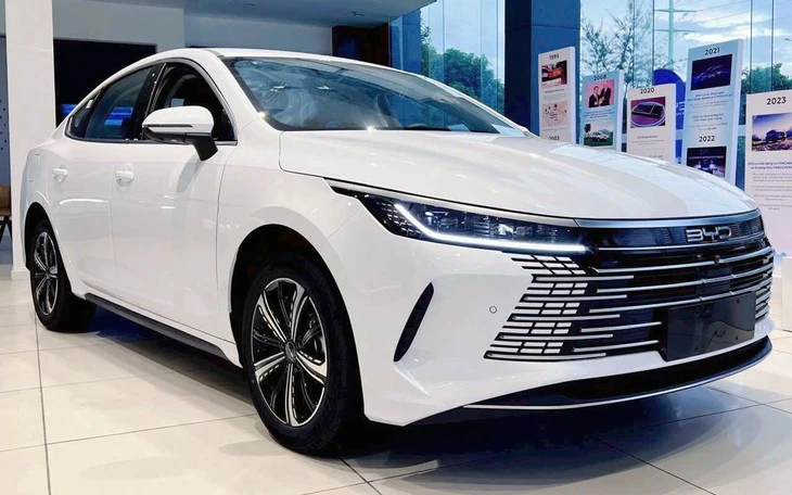 Tin tức giá xe: BYD Seal 5 giảm tới 70 triệu, xe PHEV đấu Honda Civic bằng giá thực tế còn 626 triệu Tin tức giá xe: BYD Seal 5 giảm tới 70 triệu, xe PHEV đấu Honda Civic bằng giá thực tế còn 626 triệu