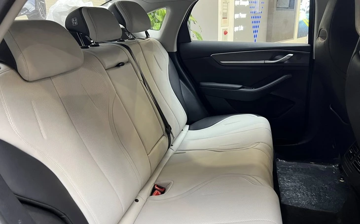 Tin tức giá xe: BYD Seal 5 giảm tới 70 triệu, xe PHEV đấu Honda Civic bằng giá thực tế còn 626 triệu Tin tức giá xe: BYD Seal 5 giảm tới 70 triệu, xe PHEV đấu Honda Civic bằng giá thực tế còn 626 triệu