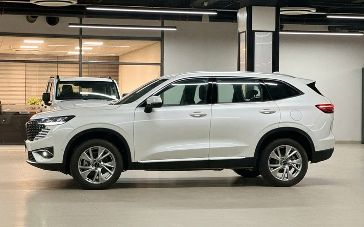 Tin tức giá xe: Haval H6 giảm kỷ lục gần 160 triệu, xe hybrid đấu CR-V nhưng giá thấp hơn cả HR-V Tin tức giá xe: Haval H6 giảm kỷ lục gần 160 triệu, xe hybrid đấu CR-V nhưng giá thấp hơn cả HR-V