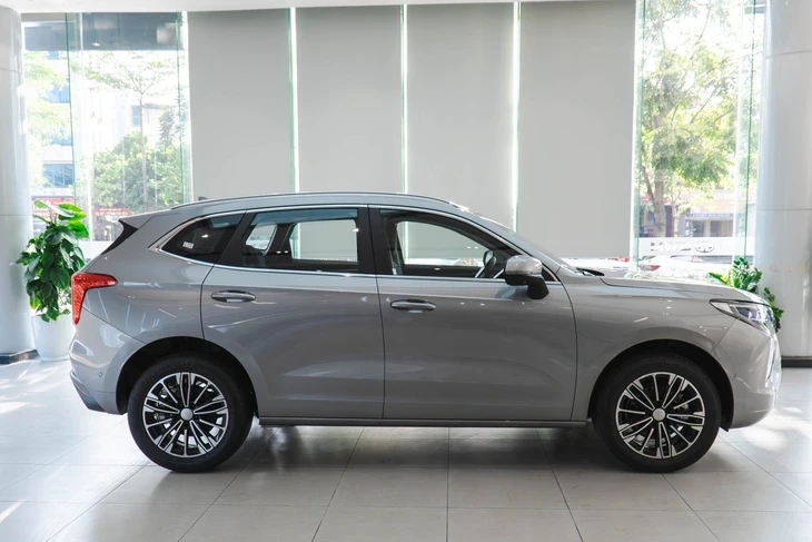 Tin tức giá xe: Haval Jolion giảm tới 80 triệu, xe hybrid giá thực tế chỉ ngang Xforce chạy xăng