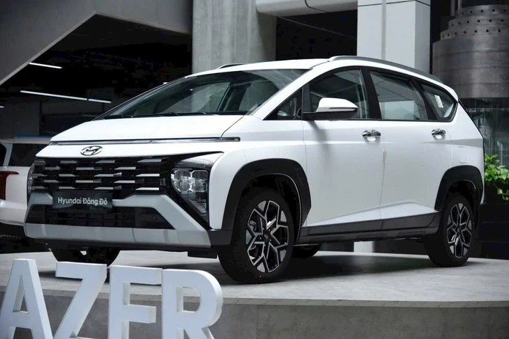 Tin tức giá xe: Hyundai Stargazer tăng mức hỗ trợ lên 107 triệu, Santa Fe giảm sâu nhất 220 triệu Tin tức giá xe: Hyundai Stargazer tăng mức hỗ trợ lên 107 triệu, Santa Fe giảm sâu nhất 220 triệu