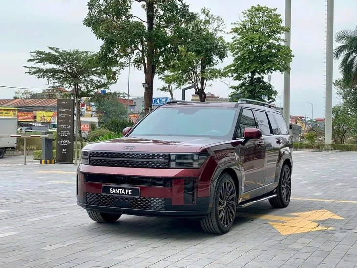 Tin tức giá xe: Hyundai Stargazer tăng mức hỗ trợ lên 107 triệu, Santa Fe giảm sâu nhất 220 triệu Tin tức giá xe: Hyundai Stargazer tăng mức hỗ trợ lên 107 triệu, Santa Fe giảm sâu nhất 220 triệu