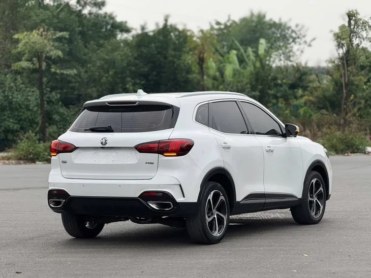 Tin tức giá xe: MG HS giảm giá kỷ lục gần 200 triệu tại đại lý, SUV C giá thực tế ngang SUV A Tin tức giá xe: MG HS giảm giá kỷ lục gần 200 triệu tại đại lý, SUV C giá thực tế ngang SUV A