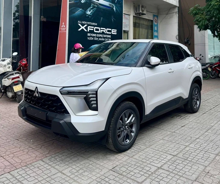 Tin tức giá xe: Mitsubishi Xforce giảm tới 70 triệu tại đại lý, hãng còn kích cầu ở một kênh khác Tin tức giá xe: Mitsubishi Xforce giảm tới 70 triệu tại đại lý, hãng còn kích cầu ở một kênh khác