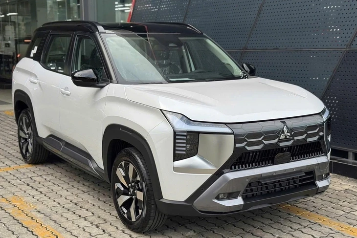 Tin tức giá xe: Mua xe Mitsubishi giảm gần 80 triệu đồng phí lăn bánh Tin tức giá xe: Mua xe Mitsubishi giảm gần 80 triệu đồng phí lăn bánh