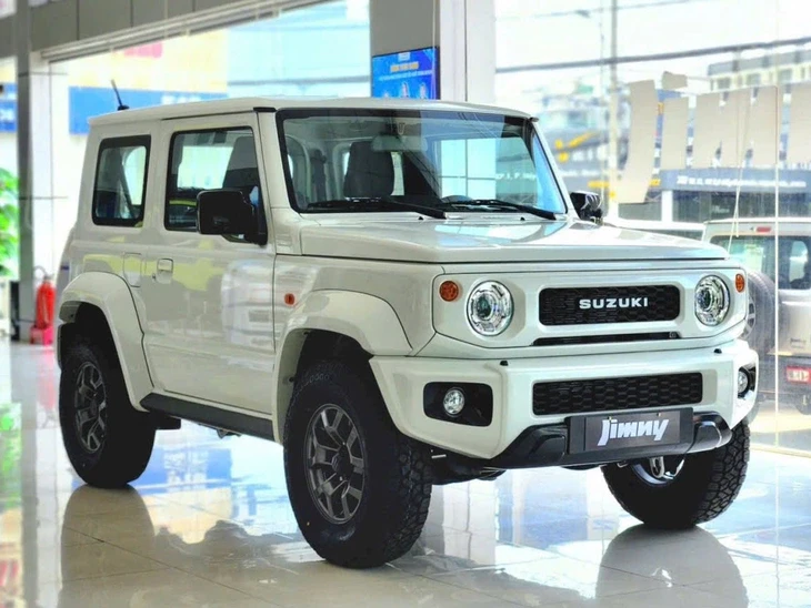 Tin tức giá xe: Suzuki Jimny giảm tới 180 triệu, xe dân chơi nhưng giá thực tế chỉ ngang SUV cỡ A Tin tức giá xe: Suzuki Jimny giảm tới 180 triệu, xe dân chơi nhưng giá thực tế chỉ ngang SUV cỡ A