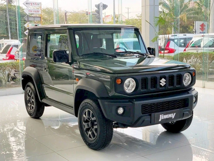 Tin tức giá xe: Suzuki Jimny giảm tới 180 triệu, xe dân chơi nhưng giá thực tế chỉ ngang SUV cỡ A Tin tức giá xe: Suzuki Jimny giảm tới 180 triệu, xe dân chơi nhưng giá thực tế chỉ ngang SUV cỡ A