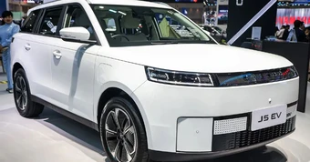 Tin vui cho tất cả người dân mua xe Trung Quốc: 13 mẫu mới về Việt Nam, ưu đãi tới hơn 100 triệu đồng