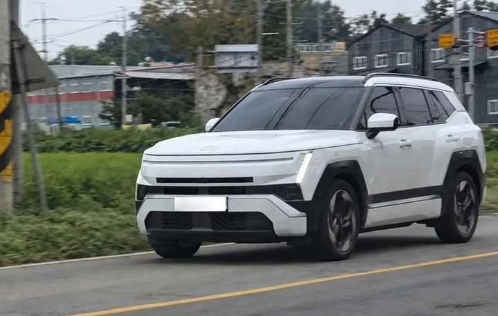 Tin xe 23/8: Hyundai Tucson mới lột xác, Camry 2027 thay đổi nội thất Tin xe 23/8: Hyundai Tucson mới lột xác, Camry 2027 thay đổi nội thất