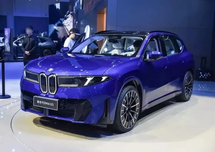 Tin xe 25/8: VinFast Minio Green có logo mới, BMW iX3 L đi 919 km/lần sạc Tin xe 25/8: VinFast Minio Green có logo mới, BMW iX3 L đi 919 km/lần sạc