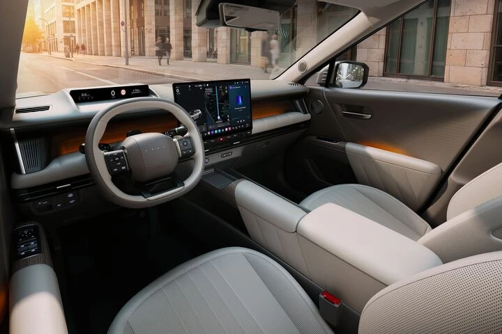 Tin xe 25/9: Bentley có SUV thuần điện đầu tiên, Hyundai Tucson 2027 lộ diện Tin xe 25/9: Bentley có SUV thuần điện đầu tiên, Hyundai Tucson 2027 lộ diện