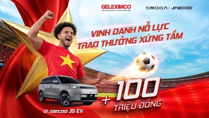 Tỏa sáng tại chung kết ASEAN Cup, Xuân Son được tặng xe ô tô điện