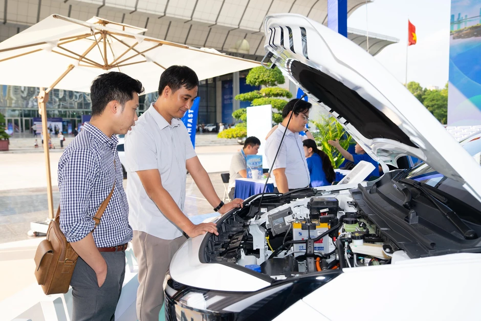Toàn cảnh Gala Car Choice Awards 2026: Kỷ nguyên xe xanh và những ‘địa chấn’ mới Toàn cảnh Gala Car Choice Awards 2026: Kỷ nguyên xe xanh và những ‘địa chấn’ mới