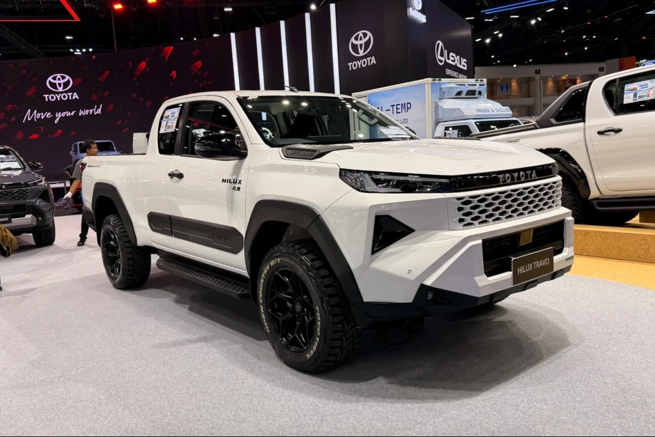 Toyota Hilux Travo-e ra mắt tại Thái Lan, giá quy đổi hơn 1 tỷ đồng Toyota Hilux Travo-e ra mắt tại Thái Lan, giá quy đổi hơn 1 tỷ đồng