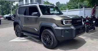 Toyota Land Cruiser FJ bán 4 ngày gần bằng doanh số cả tháng của Jimny