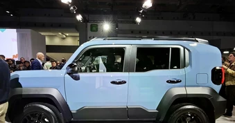 Toyota Land Cruiser FJ chốt giá chưa đến 1,2 tỷ đồng