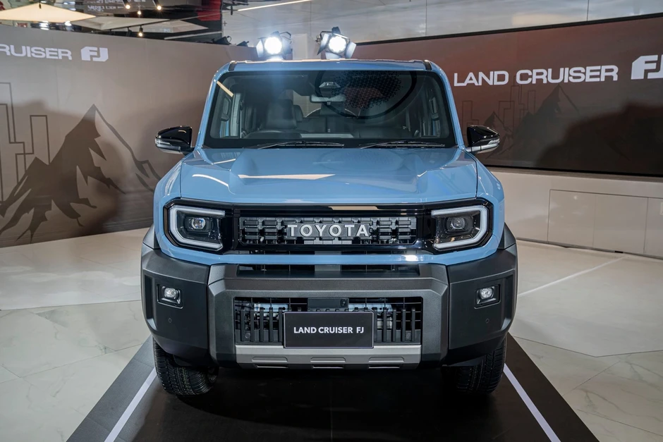 Toyota Land Cruiser FJ giá 39.200 USD tại Thái Lan, về Việt Nam năm nay Toyota Land Cruiser FJ giá 39.200 USD tại Thái Lan, về Việt Nam năm nay
