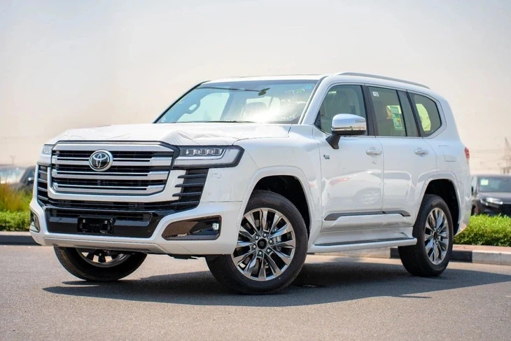 Toyota Land Cruiser hybrid nhận cọc ở Việt Nam, giá dự kiến trên 4,6 tỉ đồng Toyota Land Cruiser hybrid nhận cọc ở Việt Nam, giá dự kiến trên 4,6 tỉ đồng