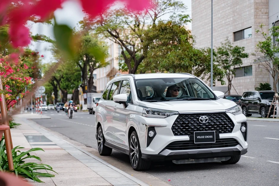 Toyota Veloz Cross: Từ phương tiện thành bài toán đầu tư Toyota Veloz Cross: Từ phương tiện thành bài toán đầu tư