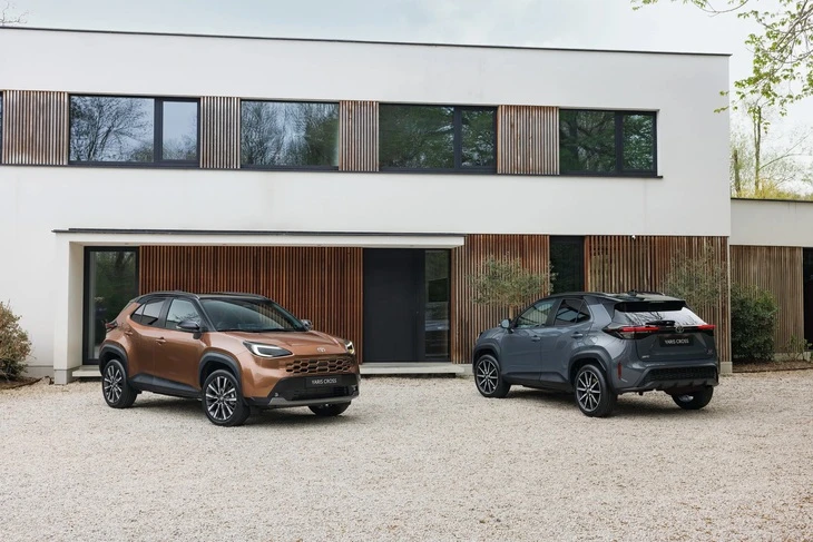 Toyota Yaris Cross 2026 ra mắt: Mặt tiền như Corolla Cross, thêm tính năng an toàn Toyota Yaris Cross 2026 ra mắt: Mặt tiền như Corolla Cross, thêm tính năng an toàn
