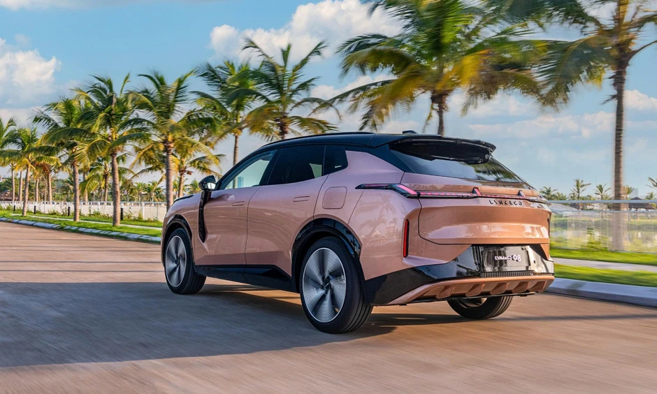 Trải nghiệm "kho công nghệ" di động trên SUV cao cấp Lynk & Co 08 Trải nghiệm "kho công nghệ" di động trên SUV cao cấp Lynk & Co 08