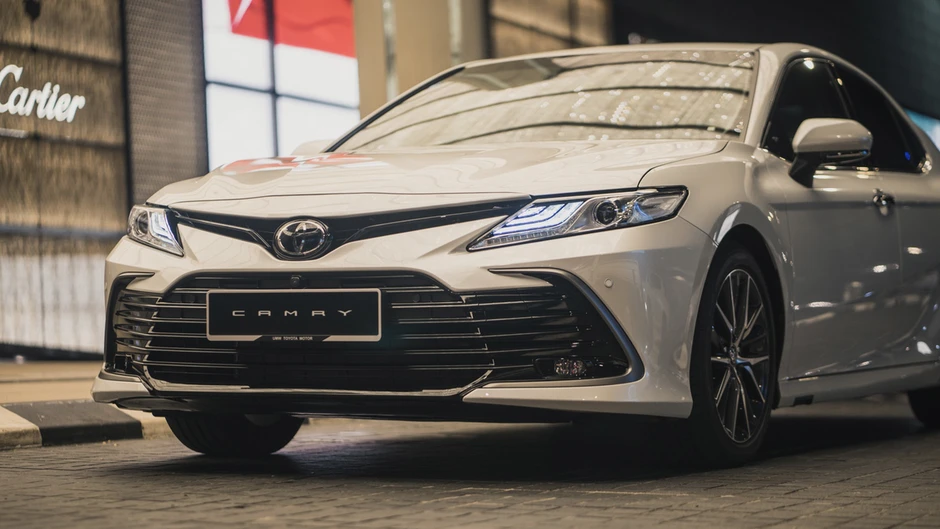 Triệu hồi hơn 2.000 xe Toyota Camry tại Việt Nam để sửa lỗi